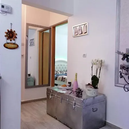 Ondine Luxury Apartament דירה