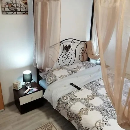 דירה Ondine Luxury Apartament *